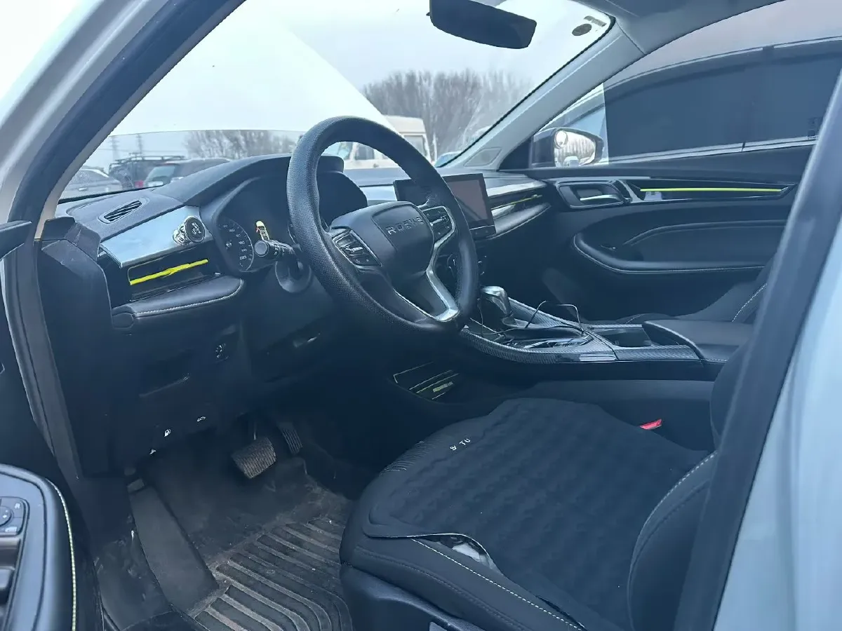 2021 Roewe i5 1.5L 120HP L4 CVT,autocango,china used car exporter,china ev exporter,chinese used car exporter,chinese used ev exporter