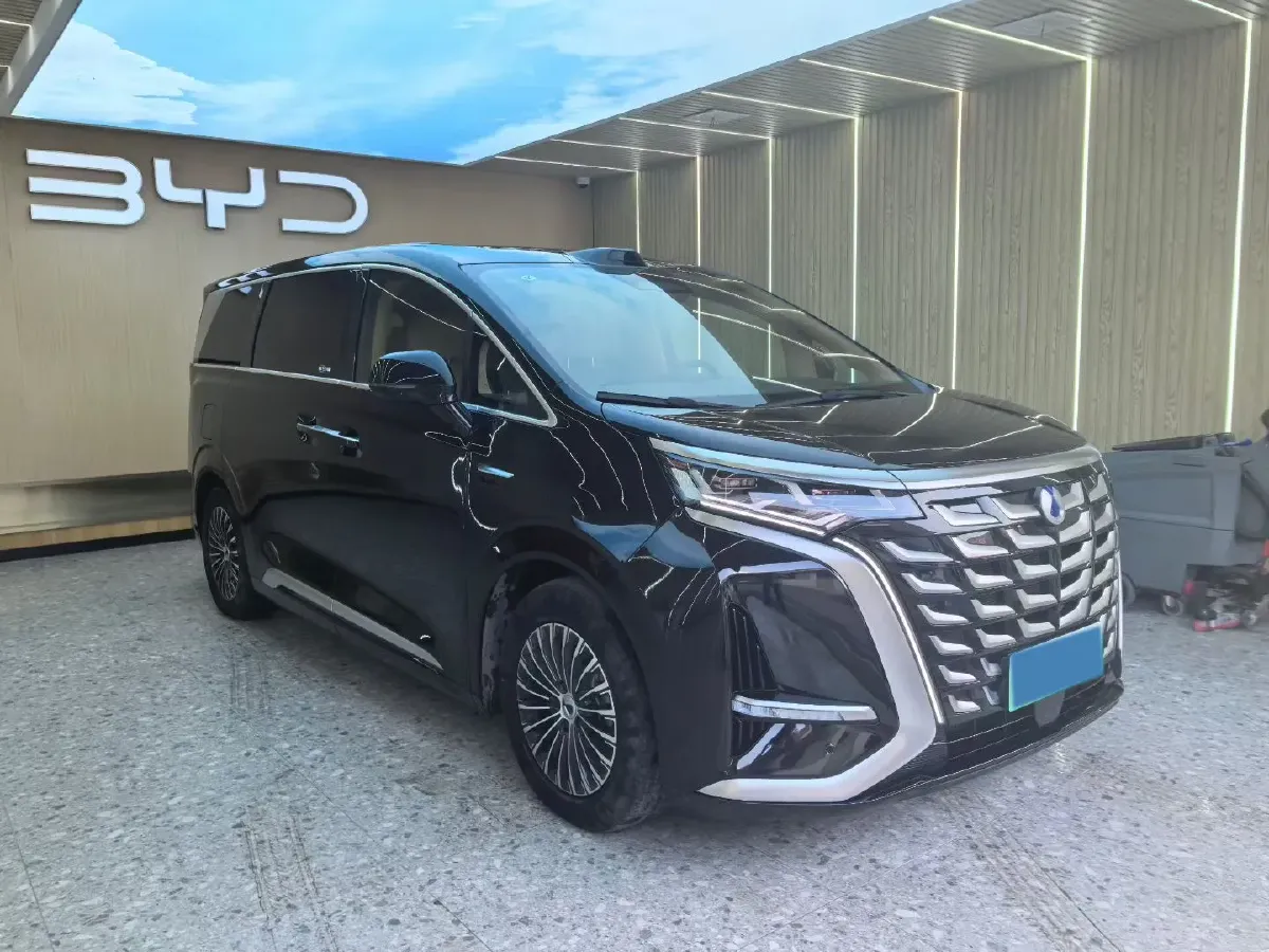 2025 Denza D9 1.5T 156HP L4 E-CVT PHEV 40KWH,autocango,china used car exporter,china ev exporter,chinese used car exporter,chinese used ev exporter