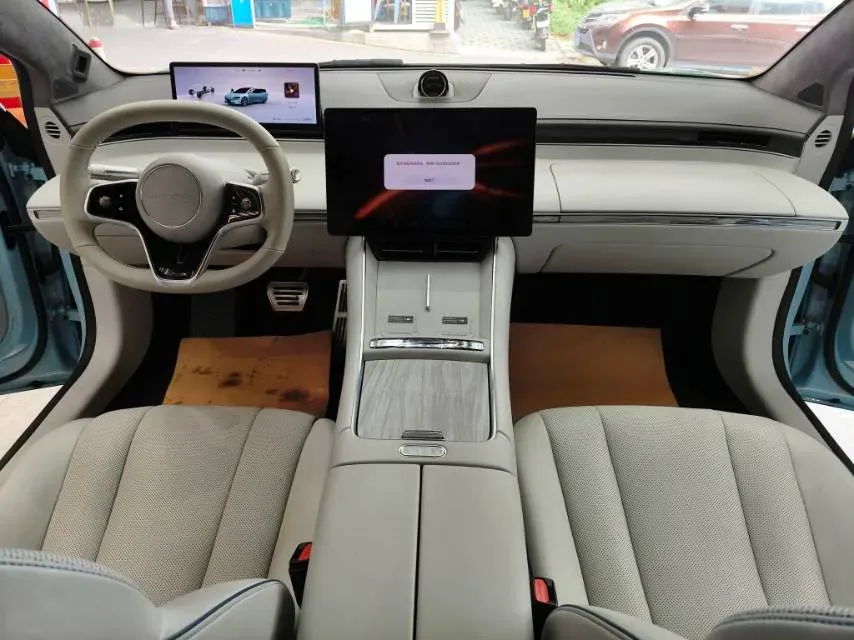 2025 Luxeed S7 BEV 100KWH,autocango,china used car exporter,china ev exporter,chinese used car exporter,chinese used ev exporter