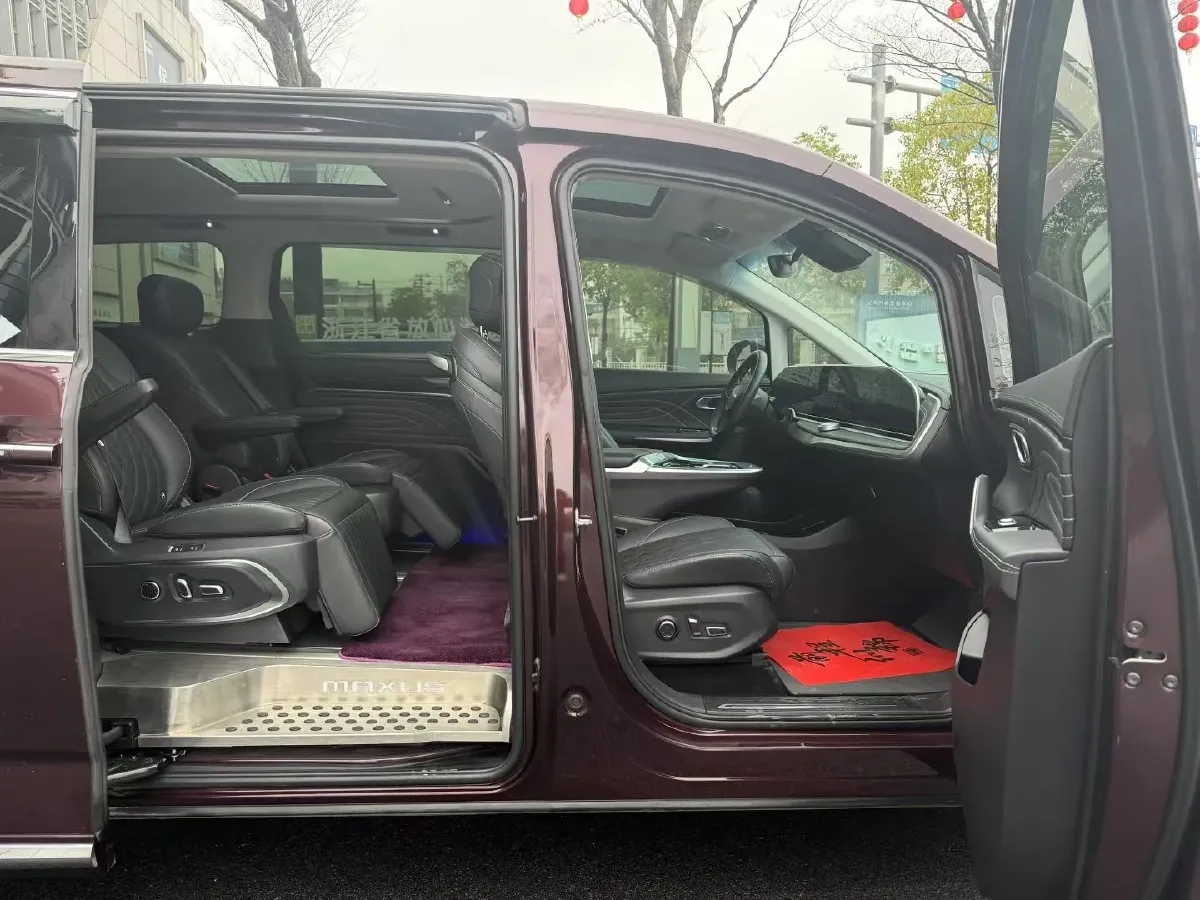 2022 MAXUS G90 2.0T 234HP L4 8AT,autocango,china used car exporter,china ev exporter,chinese used car exporter,chinese used ev exporter