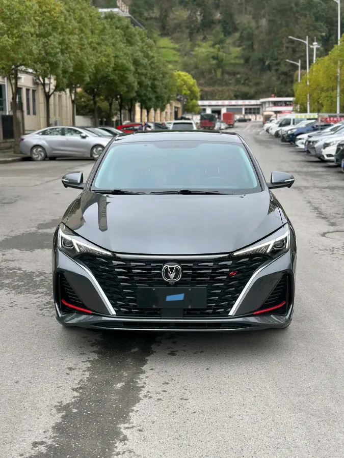 2022 ChangAn Eado 1.4T 160HP L4 7DCT,autocango,china used car exporter,china ev exporter,chinese used car exporter,chinese used ev exporter