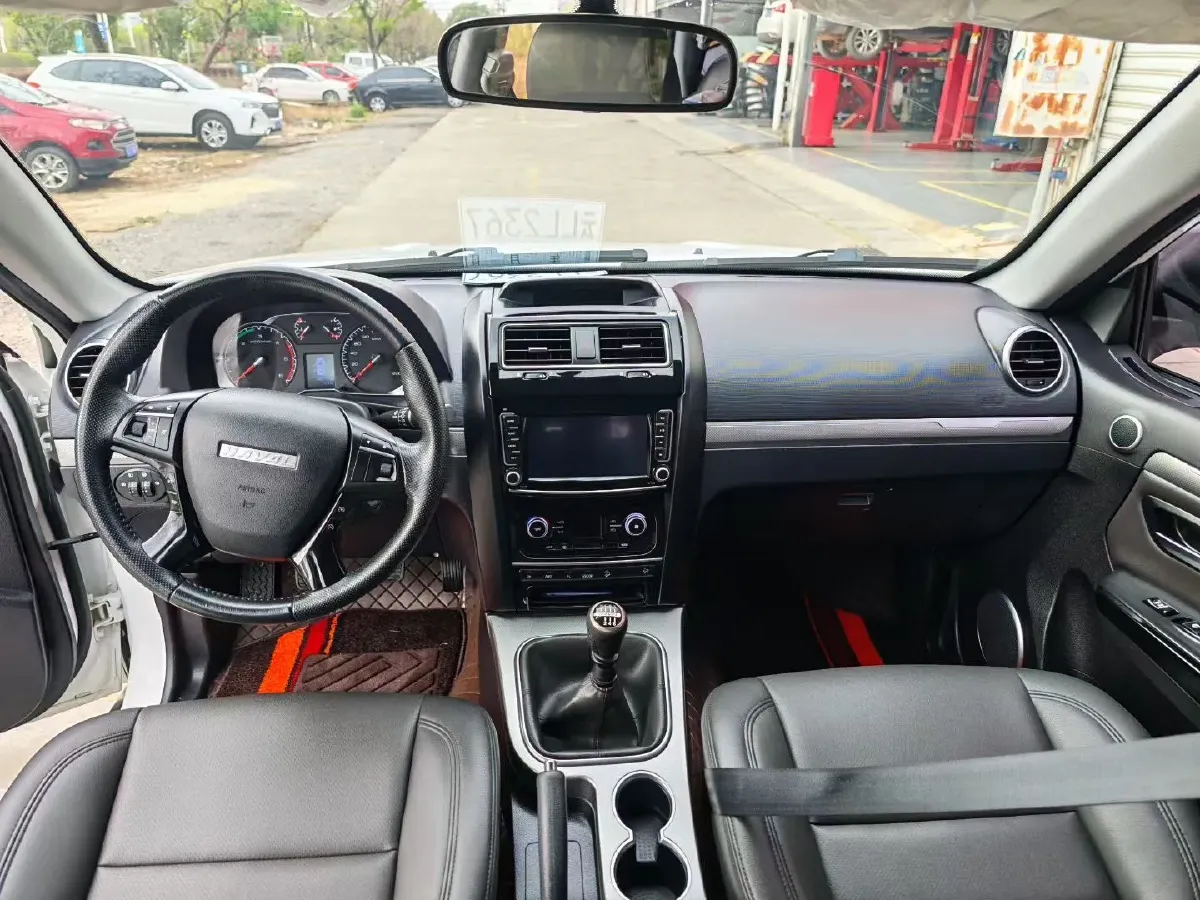 2018 Haval H5 Class 2.0T 150HP L4 6MT,autocango,china used car exporter,china ev exporter,chinese used car exporter,chinese used ev exporter