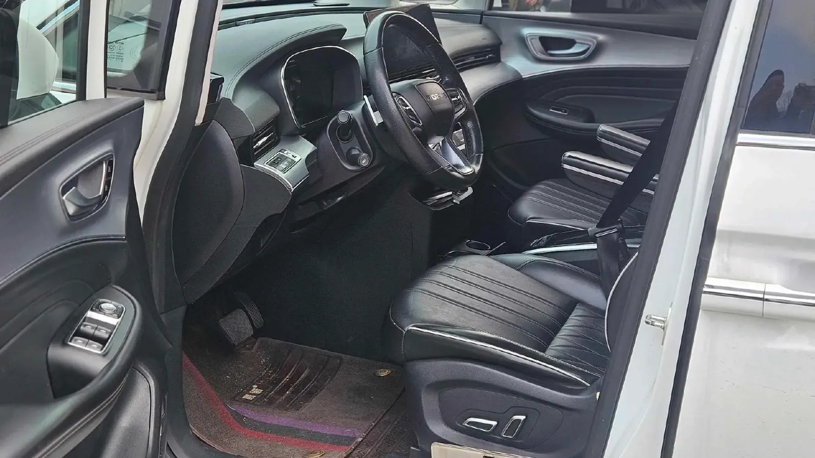 2021 Roewe iMAX8 2.0T 234HP L4 8AT,autocango,china used car exporter,china ev exporter,chinese used car exporter,chinese used ev exporter