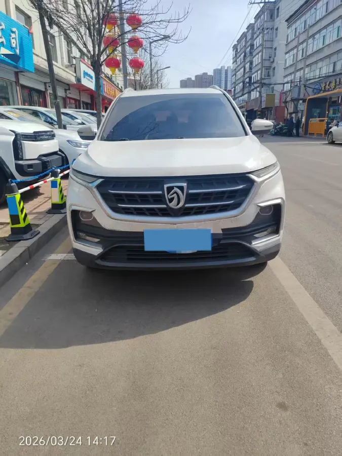 2018 BaoJun 530 1.5T 150HP L4 6DCT,autocango,china used car exporter,china ev exporter,chinese used car exporter,chinese used ev exporter