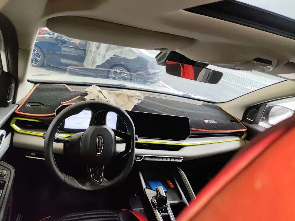 2022 Geely Coolray 1.5T 181HP L4 7DCT,autocango,china used car exporter,china ev exporter,chinese used car exporter,chinese used ev exporter