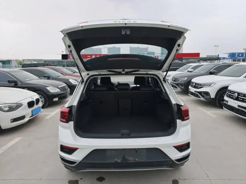 2022 Volkswagen T-Roc 1.4T 150HP L4 7DCT,autocango,china used car exporter,china ev exporter,chinese used car exporter,chinese used ev exporter