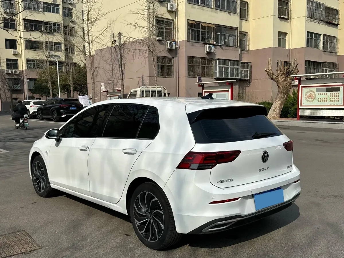 2024 Volkswagen Golf 1.4T 150HP L4 7DCT,autocango,china used car exporter,china ev exporter,chinese used car exporter,chinese used ev exporter