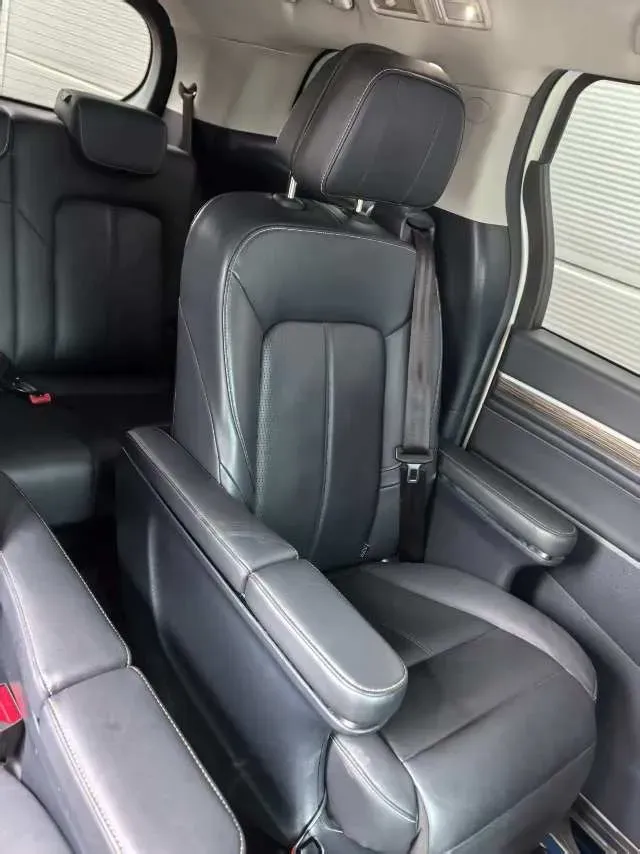 2021 GAC Trumpchi M8 2.0T 252HP L4 8AT,autocango,china used car exporter,china ev exporter,chinese used car exporter,chinese used ev exporter