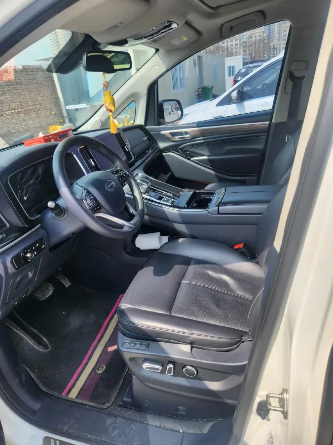 2021 GAC Trumpchi M8 2.0T 252HP L4 8AT,autocango,china used car exporter,china ev exporter,chinese used car exporter,chinese used ev exporter