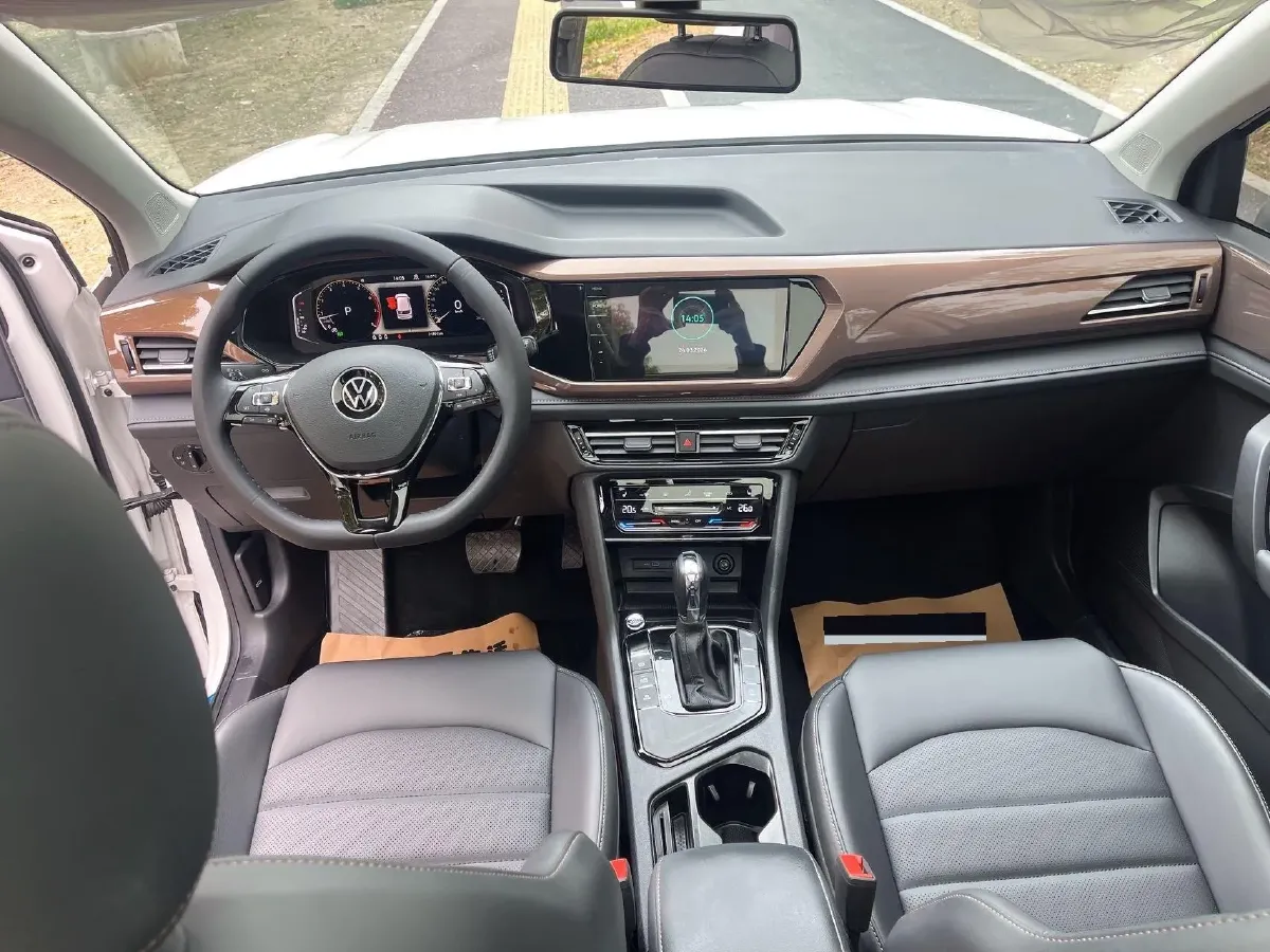 2022 Volkswagen Tharu 1.4T 150HP L4 7DCT,autocango,china used car exporter,china ev exporter,chinese used car exporter,chinese used ev exporter