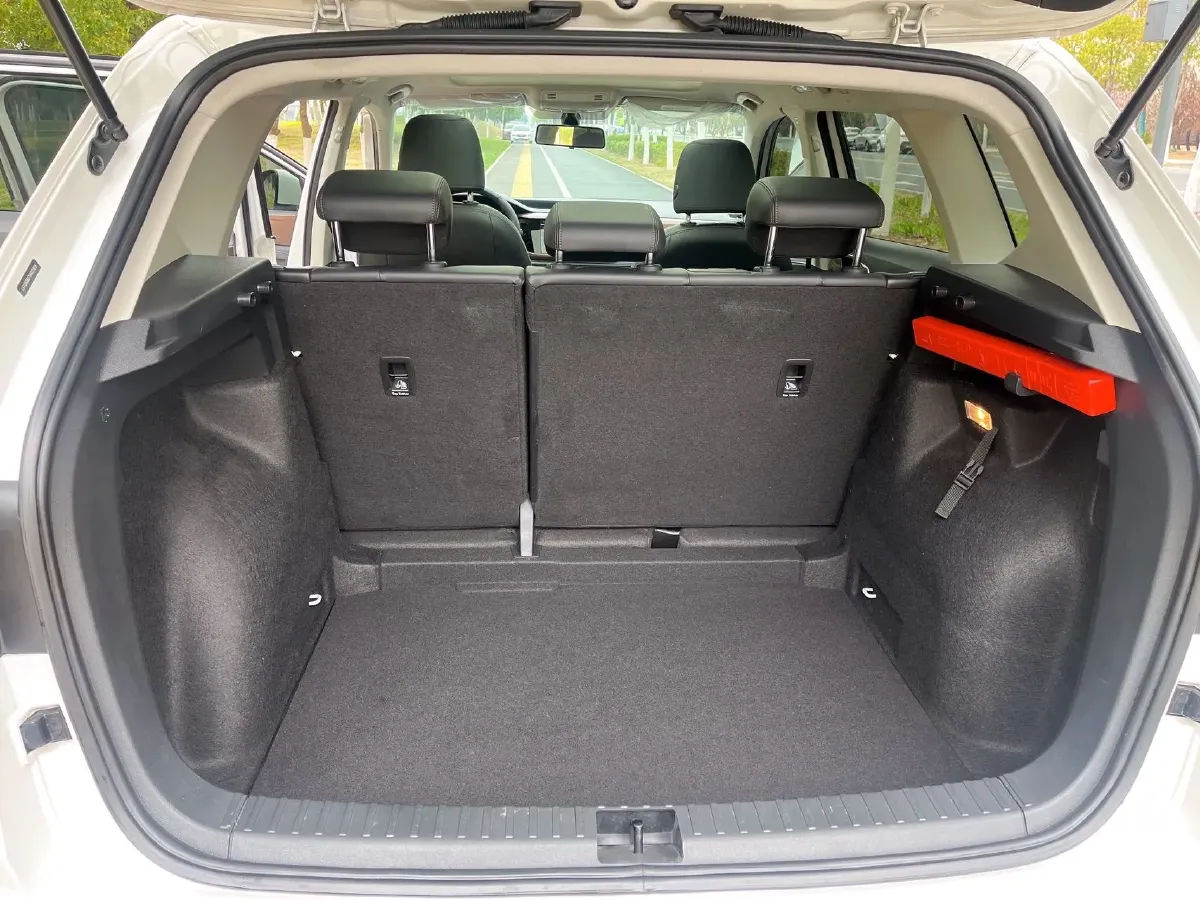 2022 Volkswagen Tharu 1.4T 150HP L4 7DCT,autocango,china used car exporter,china ev exporter,chinese used car exporter,chinese used ev exporter