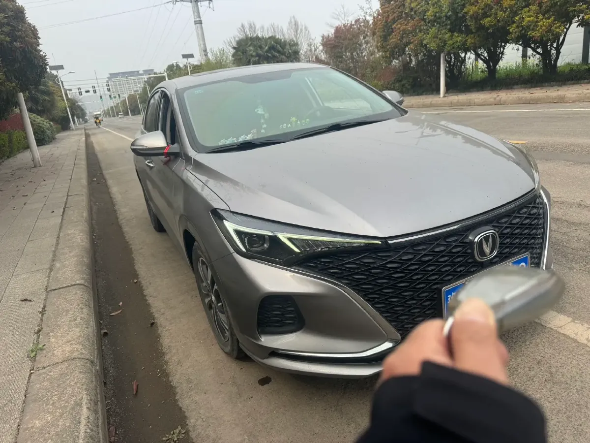 2020 ChangAn Eado 1.4T 158HP L4 7DCT,autocango,china used car exporter,china ev exporter,chinese used car exporter,chinese used ev exporter