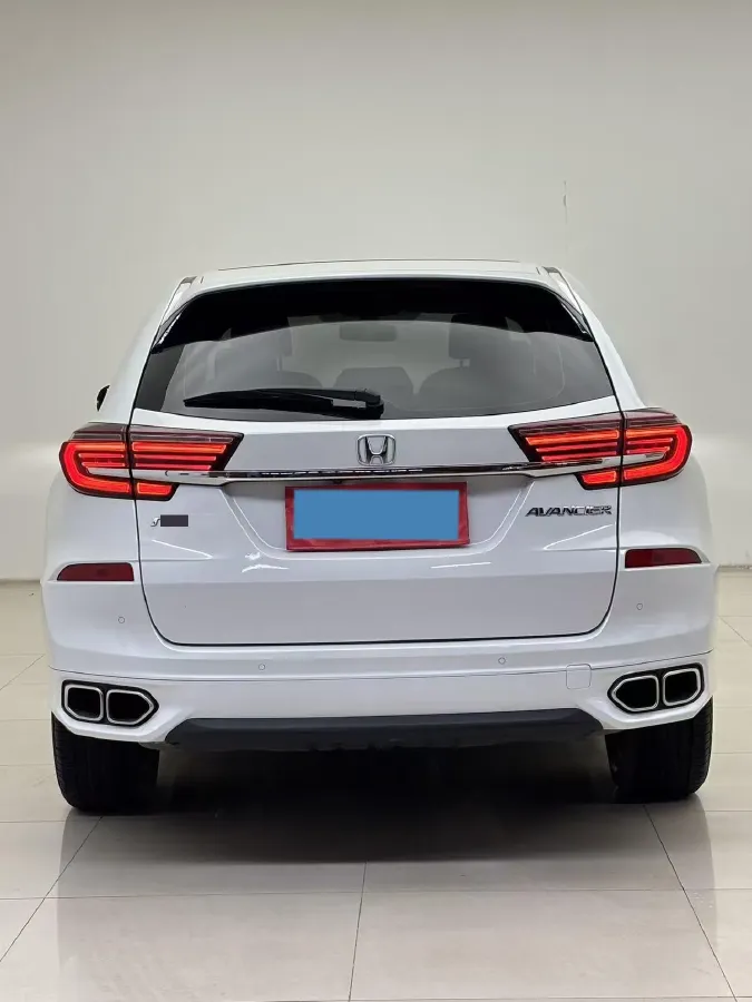 2018 Haval H6 1.5T 169HP L4 7DCT,autocango,china used car exporter,china ev exporter,chinese used car exporter,chinese used ev exporter