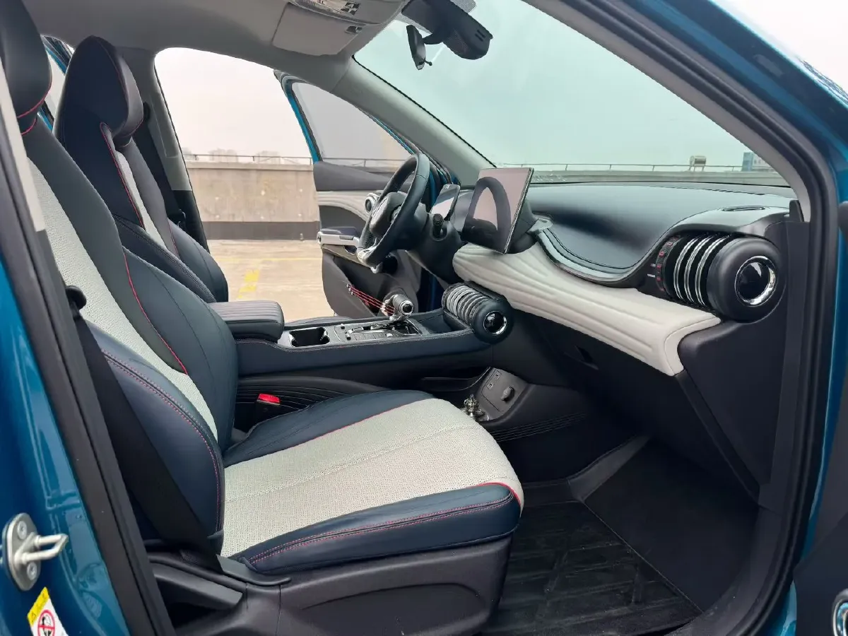 2022 Hycan Z03 BEV 64.23KWH,autocango,china used car exporter,china ev exporter,chinese used car exporter,chinese used ev exporter