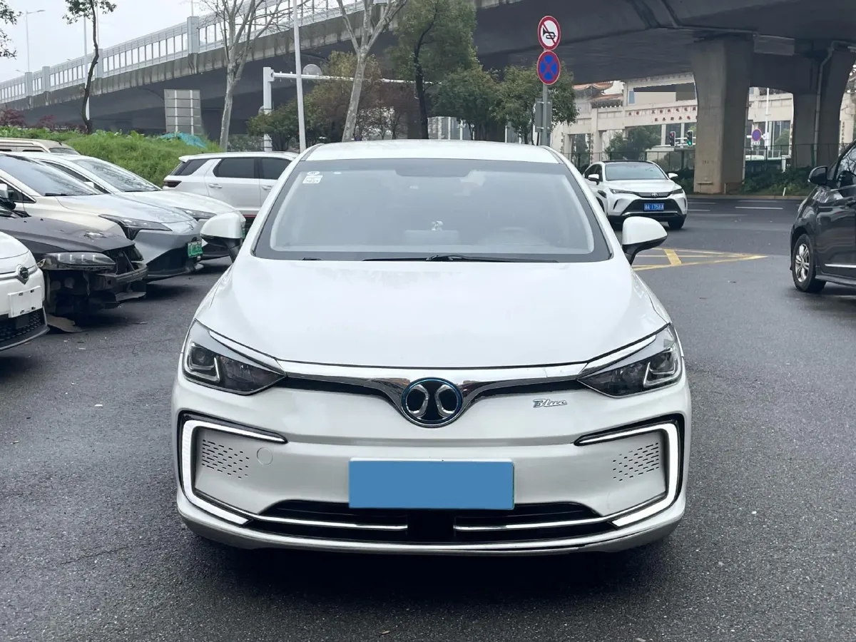 2018 BeiJing Auto EU5 BEV 53.66KWH,autocango,china used car exporter,china ev exporter,chinese used car exporter,chinese used ev exporter