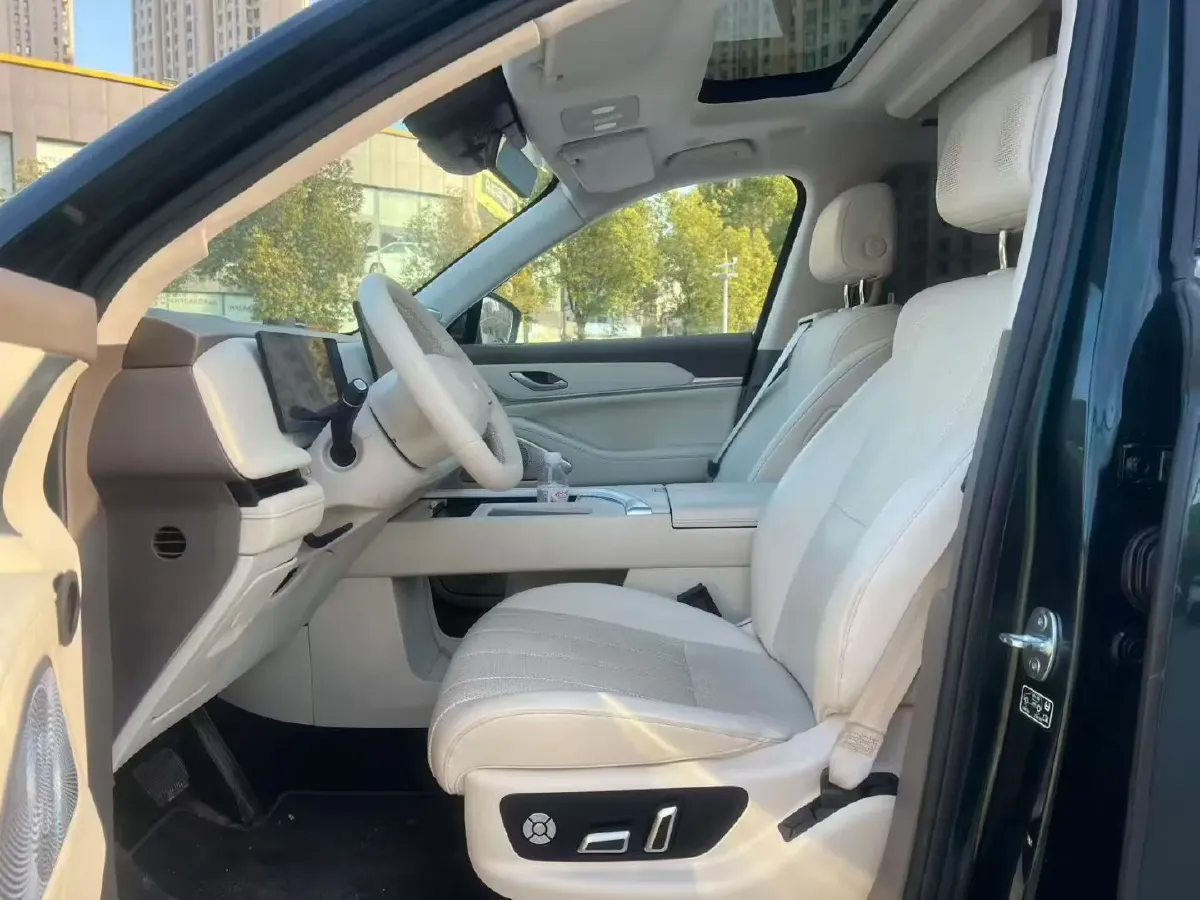 2025 WEY BlueMountain 1.5T 170HP L4 4DHT PHEV 44.5KWH,autocango,china used car exporter,china ev exporter,chinese used car exporter,chinese used ev exporter