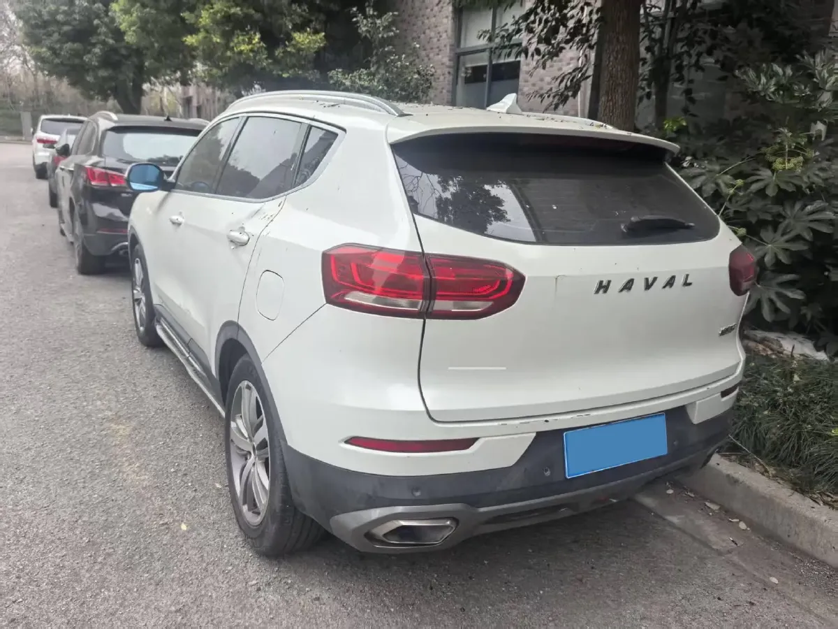 2017 Haval H6 1.5T 169HP L4 7DCT,autocango,china used car exporter,china ev exporter,chinese used car exporter,chinese used ev exporter