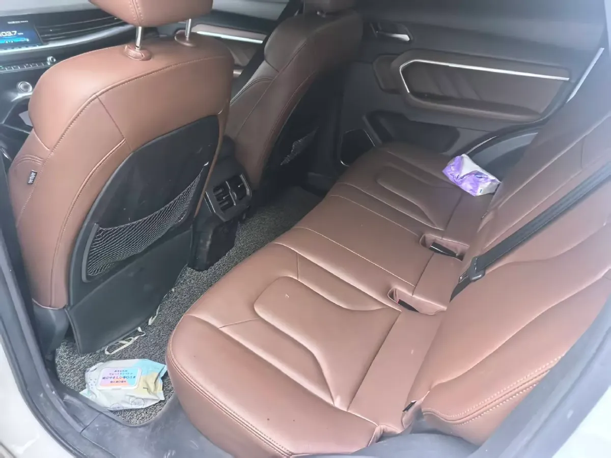 2017 Haval H6 1.5T 169HP L4 7DCT,autocango,china used car exporter,china ev exporter,chinese used car exporter,chinese used ev exporter