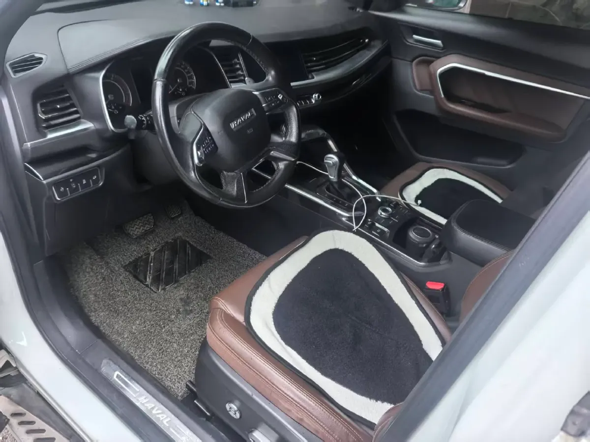 2017 Haval H6 1.5T 169HP L4 7DCT,autocango,china used car exporter,china ev exporter,chinese used car exporter,chinese used ev exporter