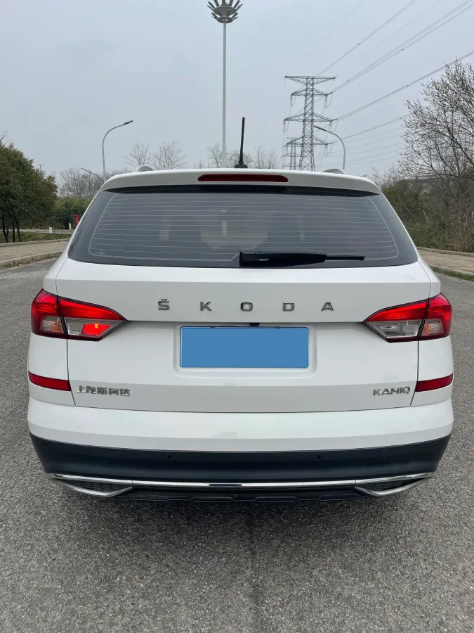 2022 Skoda Kamiq 1.5L 112HP L4 6AT,autocango,china used car exporter,china ev exporter,chinese used car exporter,chinese used ev exporter