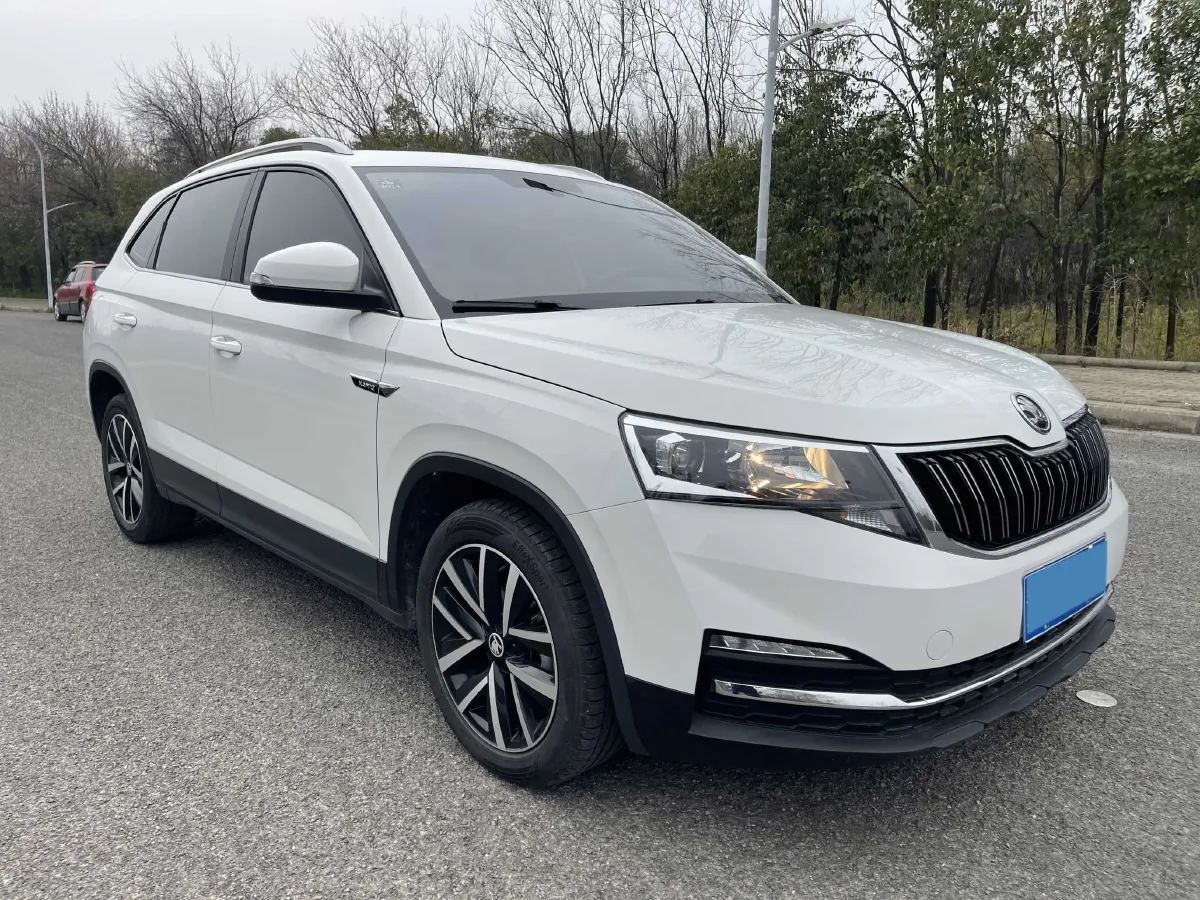 2022 Skoda Kamiq 1.5L 112HP L4 6AT,autocango,china used car exporter,china ev exporter,chinese used car exporter,chinese used ev exporter