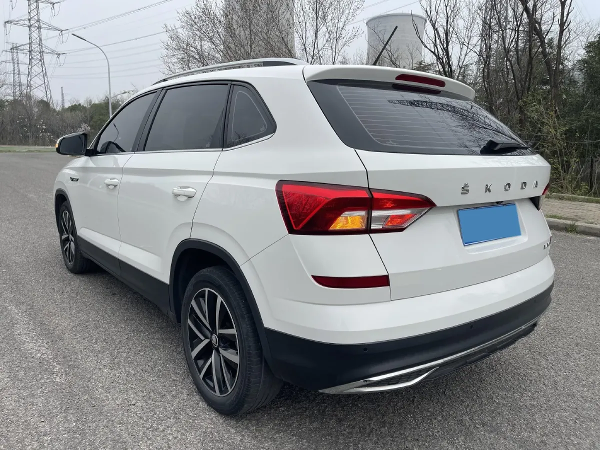2022 Skoda Kamiq 1.5L 112HP L4 6AT,autocango,china used car exporter,china ev exporter,chinese used car exporter,chinese used ev exporter