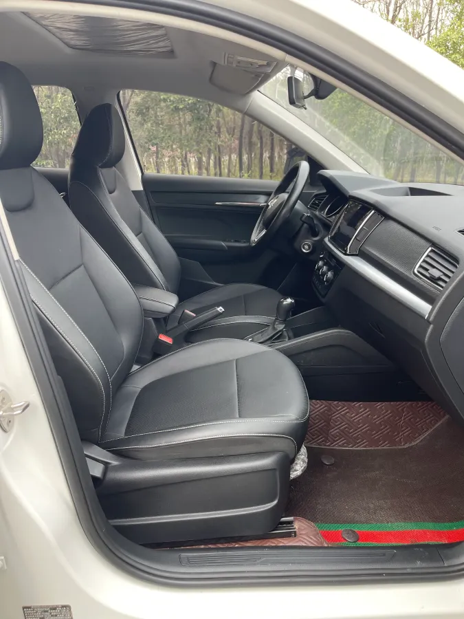 2022 Skoda Kamiq 1.5L 112HP L4 6AT,autocango,china used car exporter,china ev exporter,chinese used car exporter,chinese used ev exporter