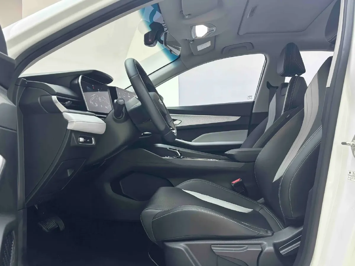 2024 Geely Binray 1.5T 181HP L4 7DCT,autocango,china used car exporter,china ev exporter,chinese used car exporter,chinese used ev exporter