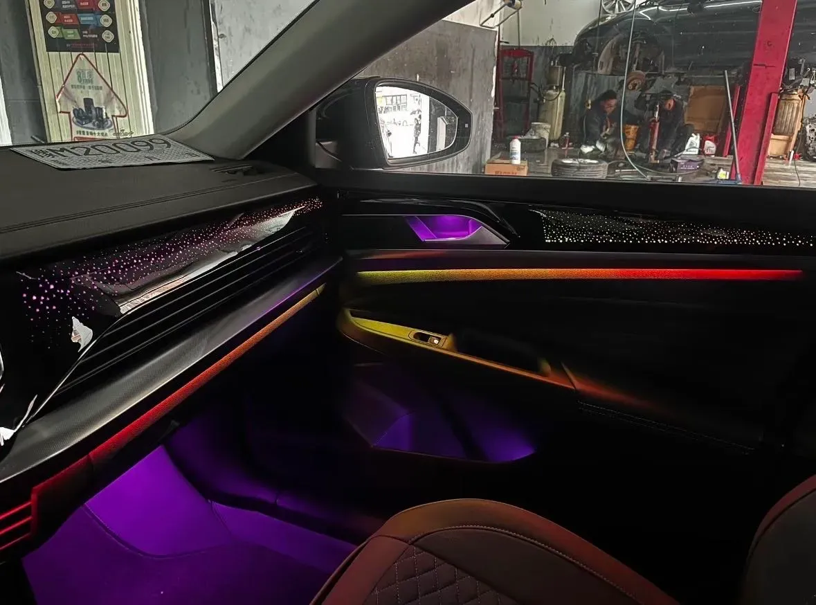 2019 Volvo V40 1.5T 152HP L4 6AT,autocango,china used car exporter,china ev exporter,chinese used car exporter,chinese used ev exporter