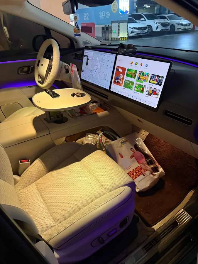 2025 Li i8 BEV,autocango,china used car exporter,china ev exporter,chinese used car exporter,chinese used ev exporter