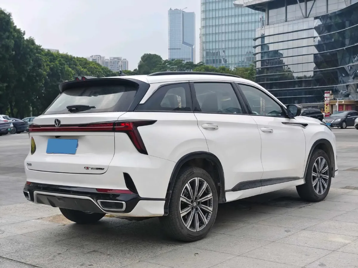 2024 ChangAn CS75 Plus 1.5T 188HP L4 8AT,autocango,china used car exporter,china ev exporter,chinese used car exporter,chinese used ev exporter