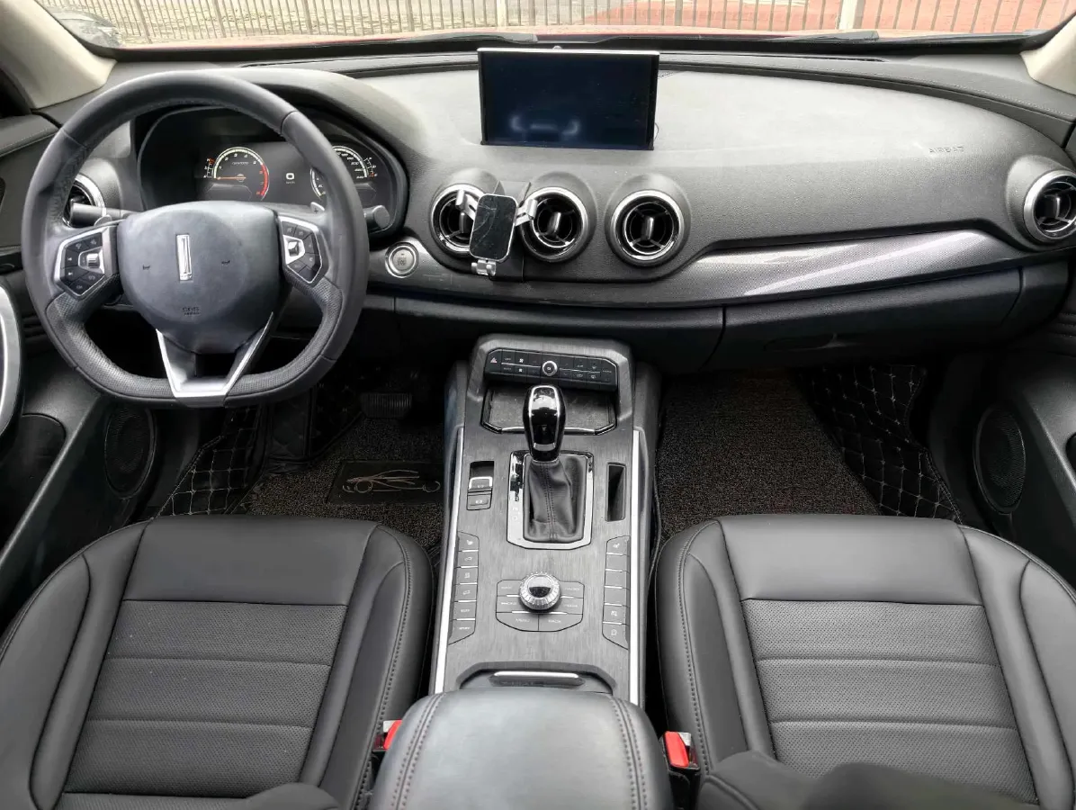 2017 WEY VV7 2.0T 234HP L4 7DCT,autocango,china used car exporter,china ev exporter,chinese used car exporter,chinese used ev exporter