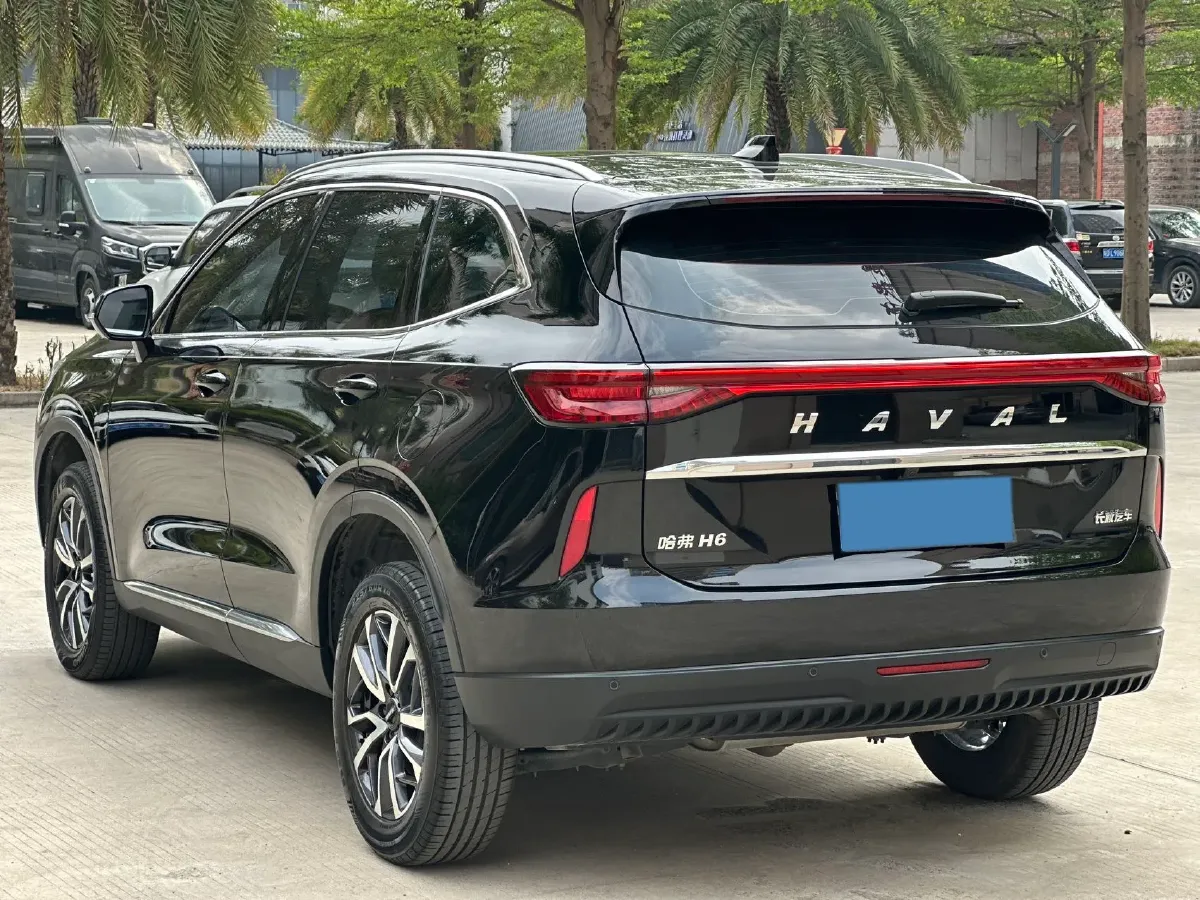 2024 Haval H6 1.5T 184HP L4 7DCT,autocango,china used car exporter,china ev exporter,chinese used car exporter,chinese used ev exporter