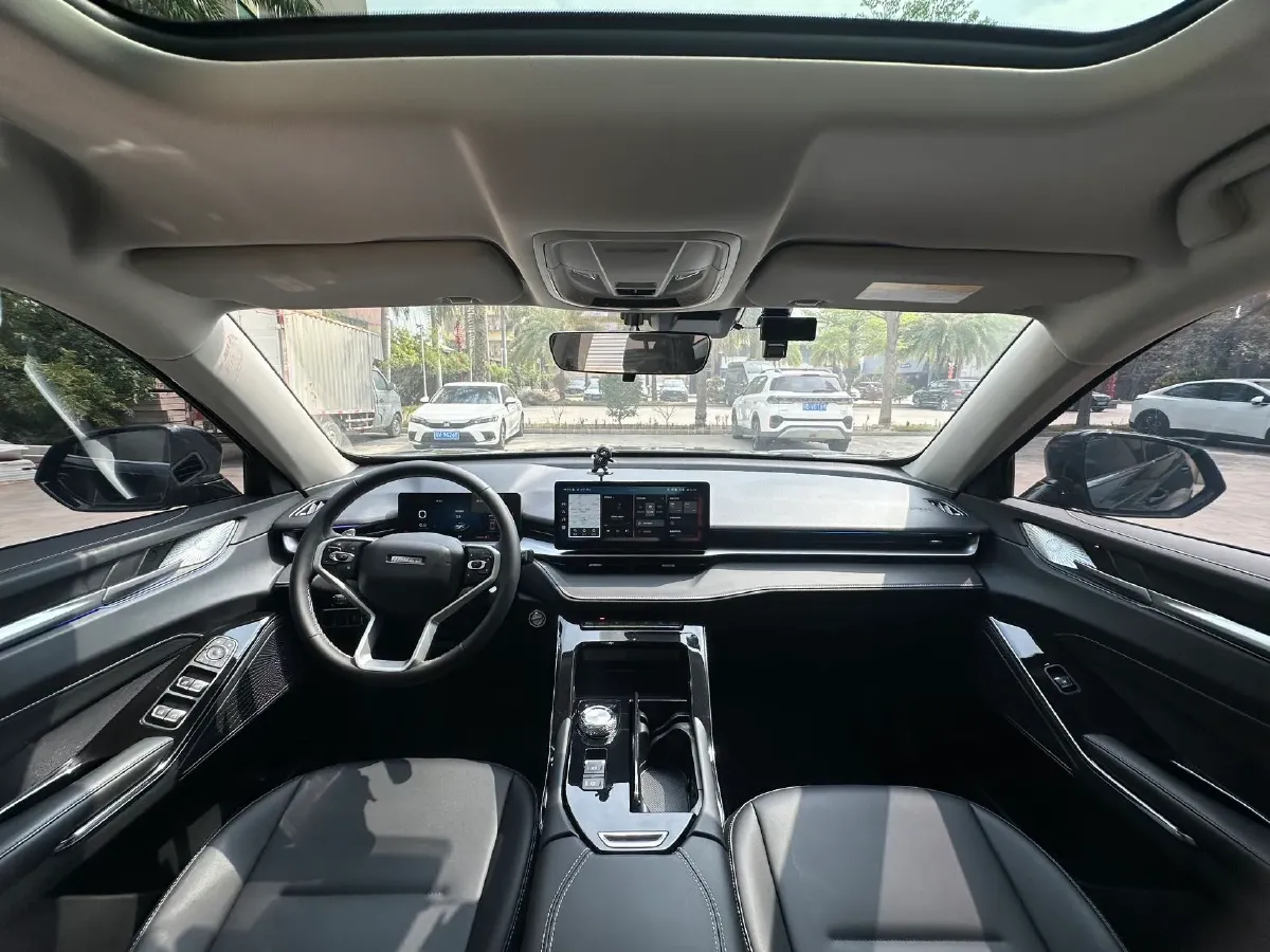 2024 Haval H6 1.5T 184HP L4 7DCT,autocango,china used car exporter,china ev exporter,chinese used car exporter,chinese used ev exporter