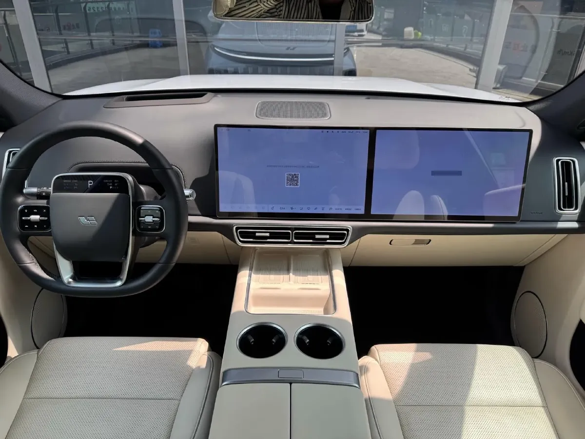 2024 Li L8 Range Extended 154HP REEV 42.8KWH,autocango,china used car exporter,china ev exporter,chinese used car exporter,chinese used ev exporter