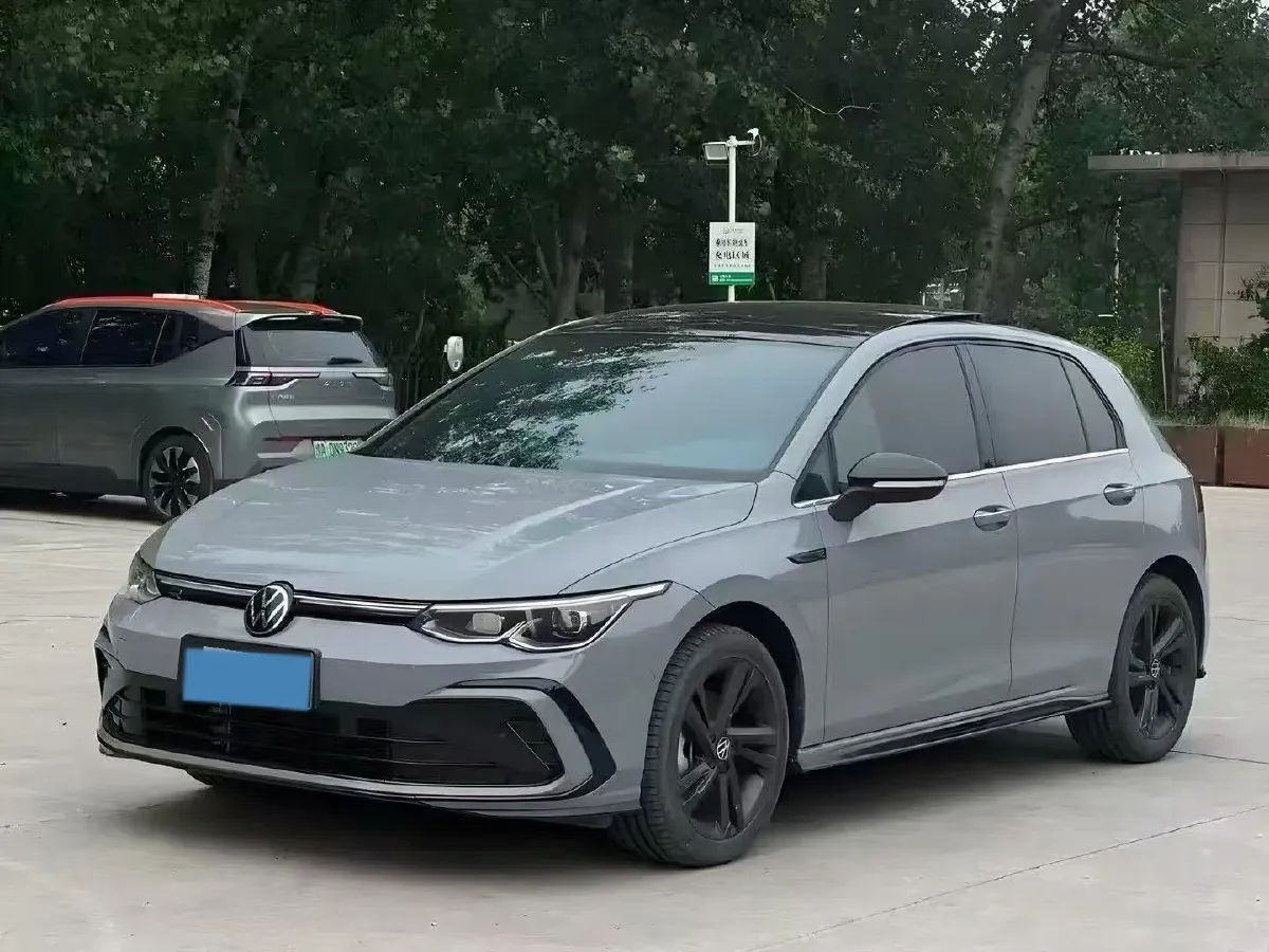 2023 Volkswagen Golf 1.4T 150HP L4 7DCT,autocango,china used car exporter,china ev exporter,chinese used car exporter,chinese used ev exporter