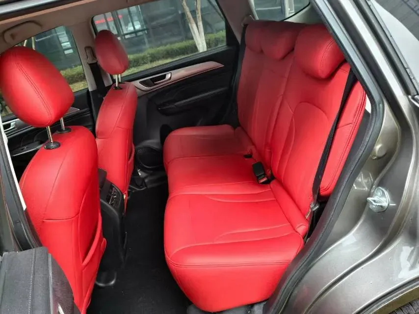 2021 Haval M6 1.5T 150HP L4 7DCT,autocango,china used car exporter,china ev exporter,chinese used car exporter,chinese used ev exporter