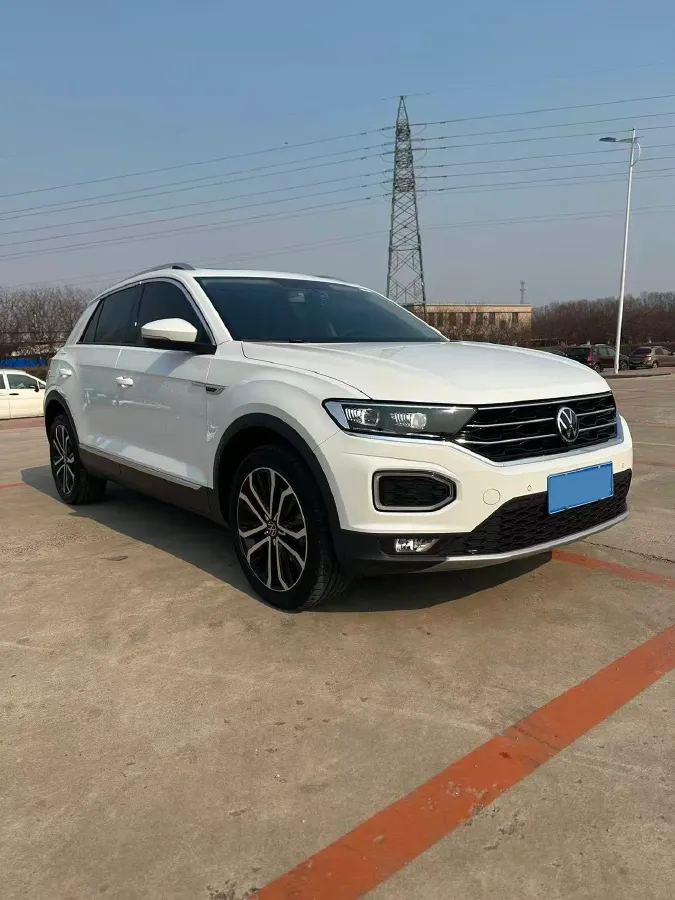 2022 Volkswagen T-Roc 1.4T 150HP L4 7DCT,autocango,china used car exporter,china ev exporter,chinese used car exporter,chinese used ev exporter