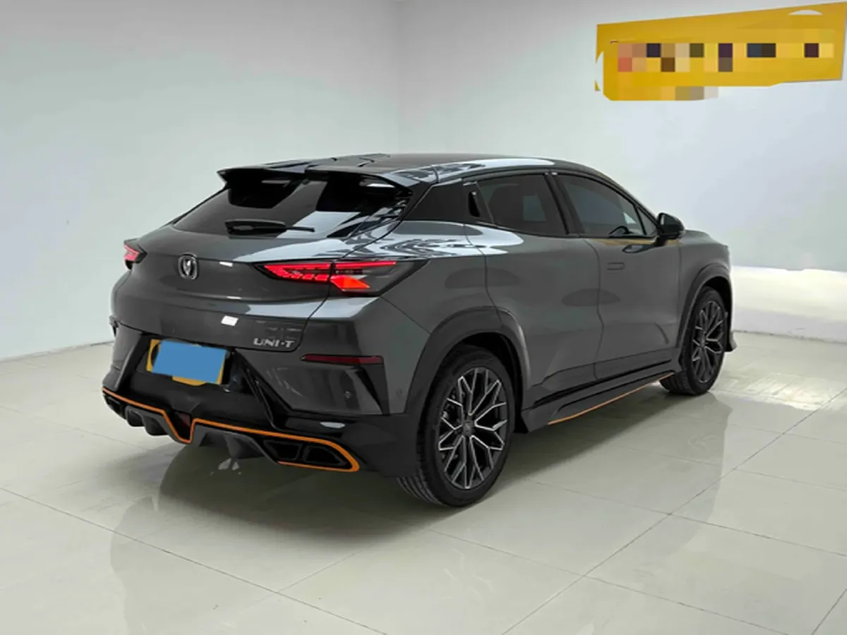 2022 ChangAn UNI-T 1.5T 188HP L4 7DCT,autocango,china used car exporter,china ev exporter,chinese used car exporter,chinese used ev exporter