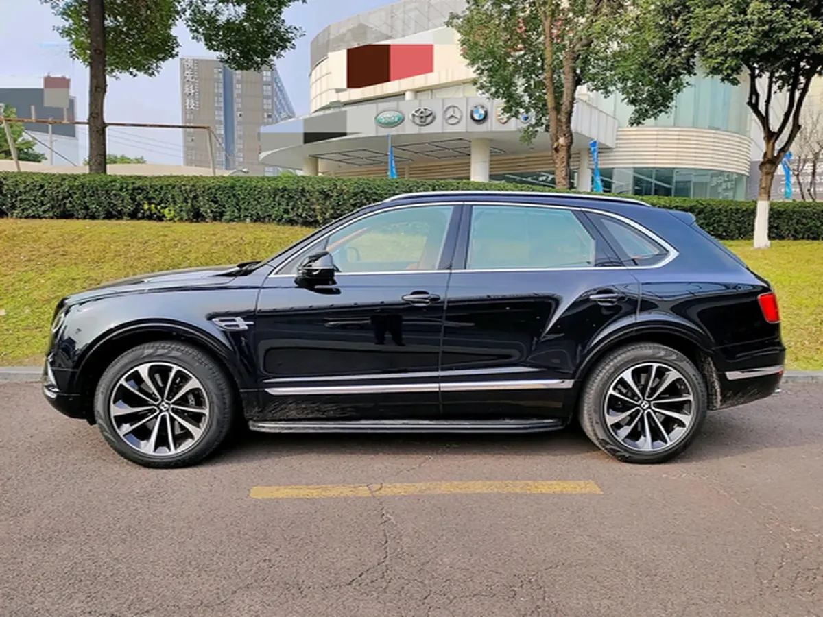 2016 Bentley Bentayga 6.0T 608HP W12 8AT,autocango,china used car exporter,china ev exporter,chinese used car exporter,chinese used ev exporter