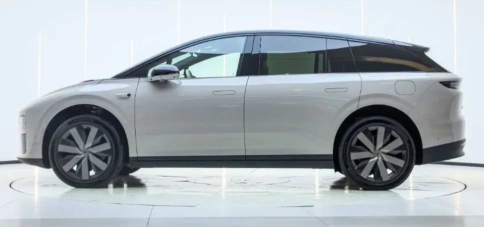 2025 Li i6 BEV,autocango,china used car exporter,china ev exporter,chinese used car exporter,chinese used ev exporter