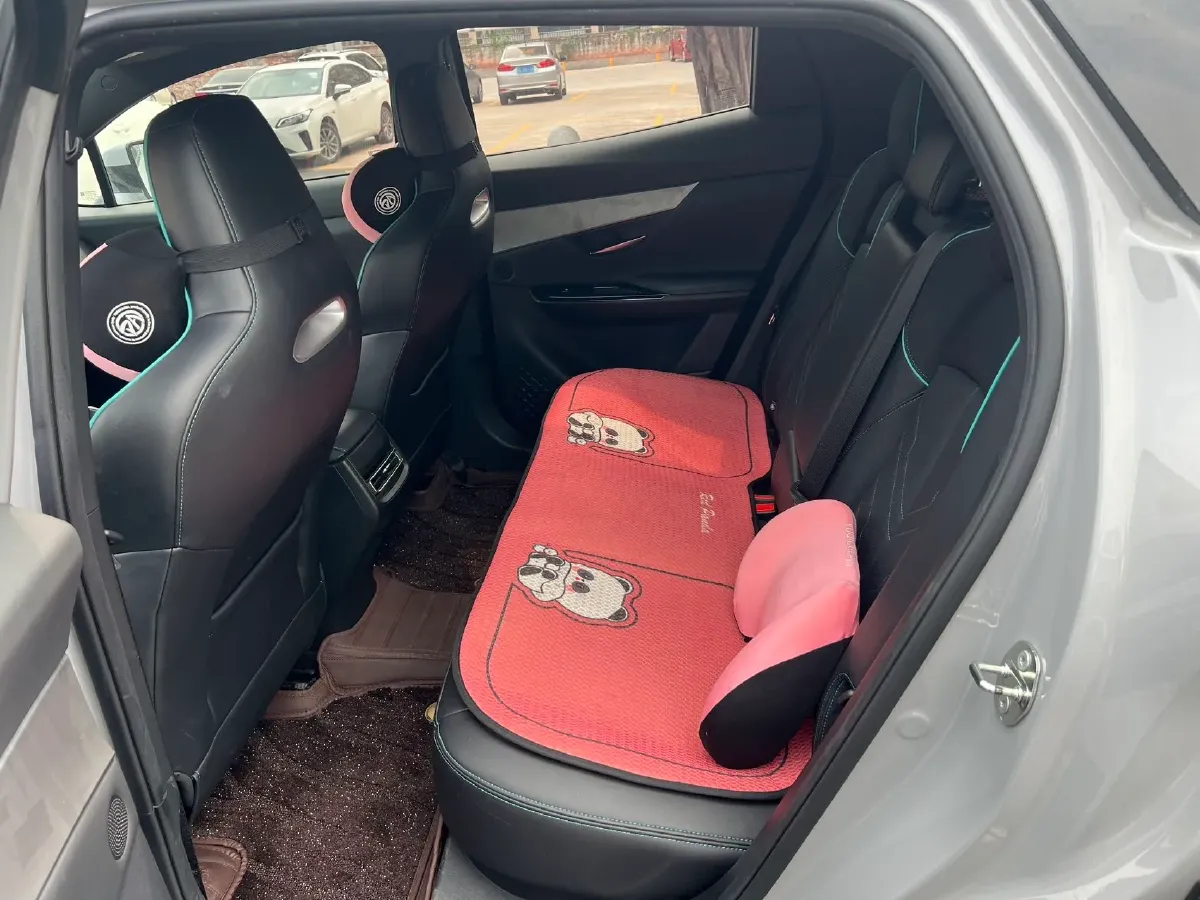 2023 ChangAn UNI-T 1.5T 188HP L4 7DCT,autocango,china used car exporter,china ev exporter,chinese used car exporter,chinese used ev exporter