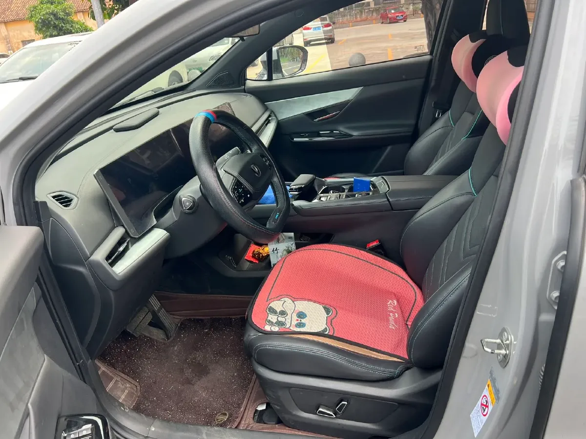 2023 ChangAn UNI-T 1.5T 188HP L4 7DCT,autocango,china used car exporter,china ev exporter,chinese used car exporter,chinese used ev exporter