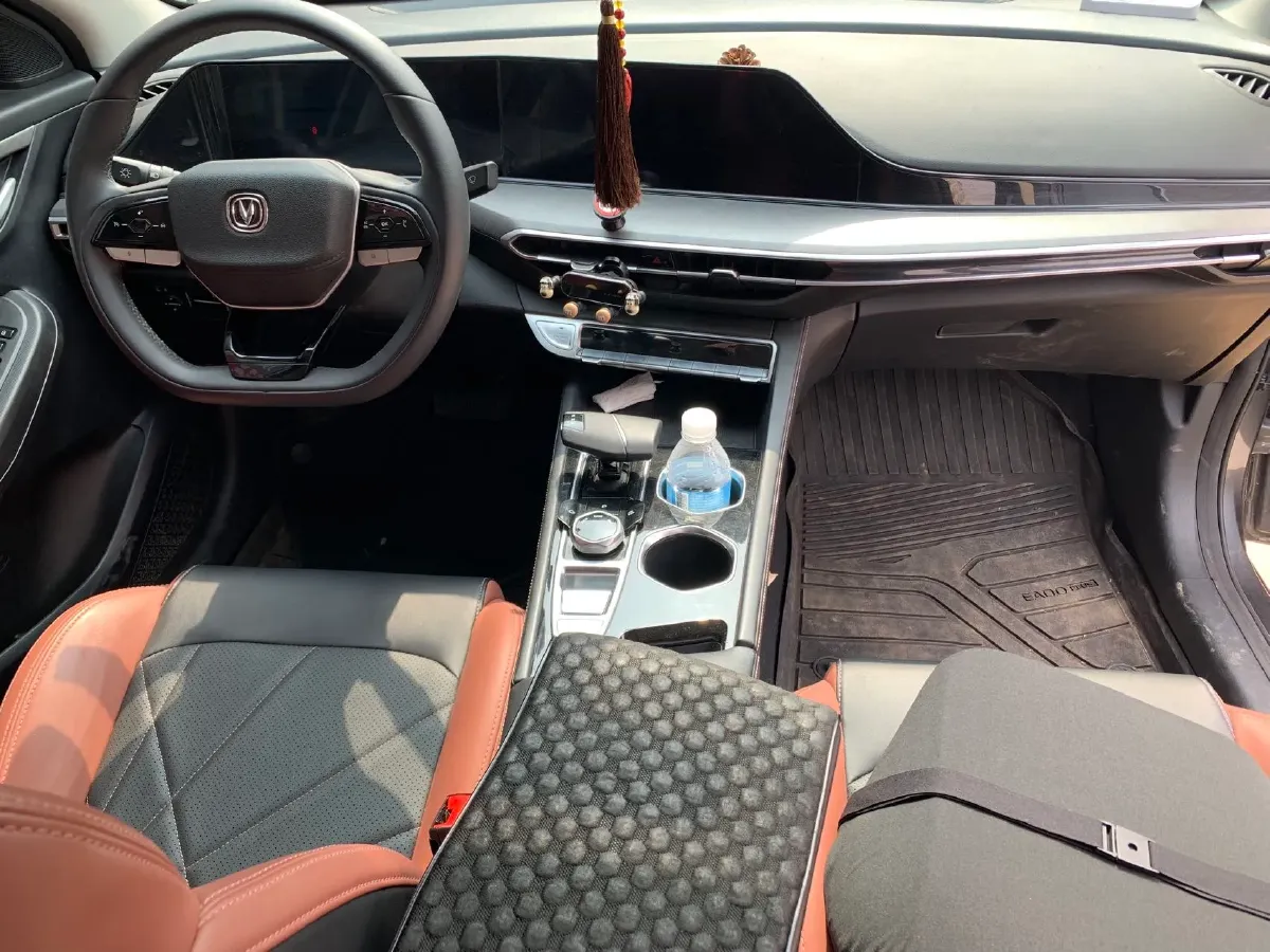 2023 ChangAn Eado 1.4T 160HP L4 7DCT,autocango,china used car exporter,china ev exporter,chinese used car exporter,chinese used ev exporter