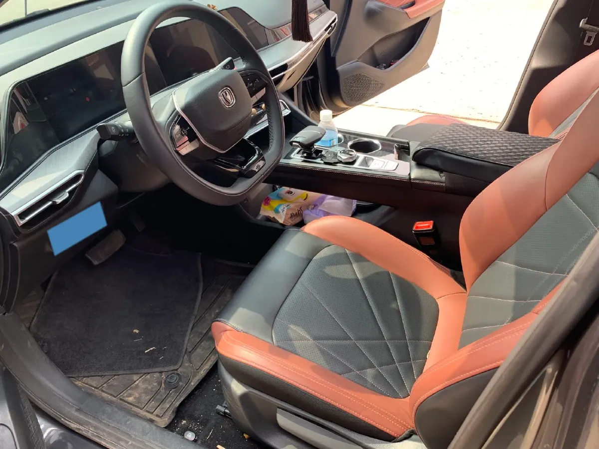 2023 ChangAn Eado 1.4T 160HP L4 7DCT,autocango,china used car exporter,china ev exporter,chinese used car exporter,chinese used ev exporter