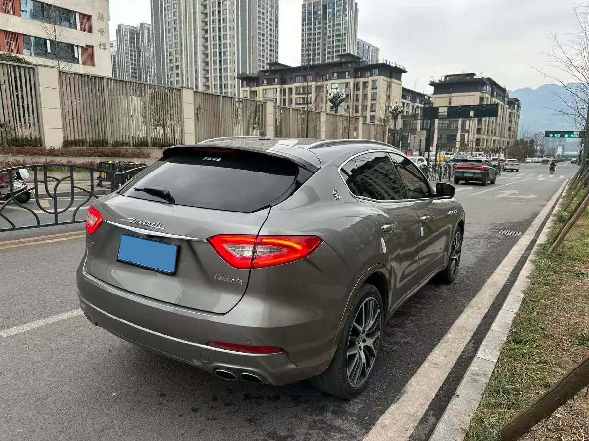 2018 Jaguar XJ 3.0T 340HP V6 8AT,autocango,china used car exporter,china ev exporter,chinese used car exporter,chinese used ev exporter