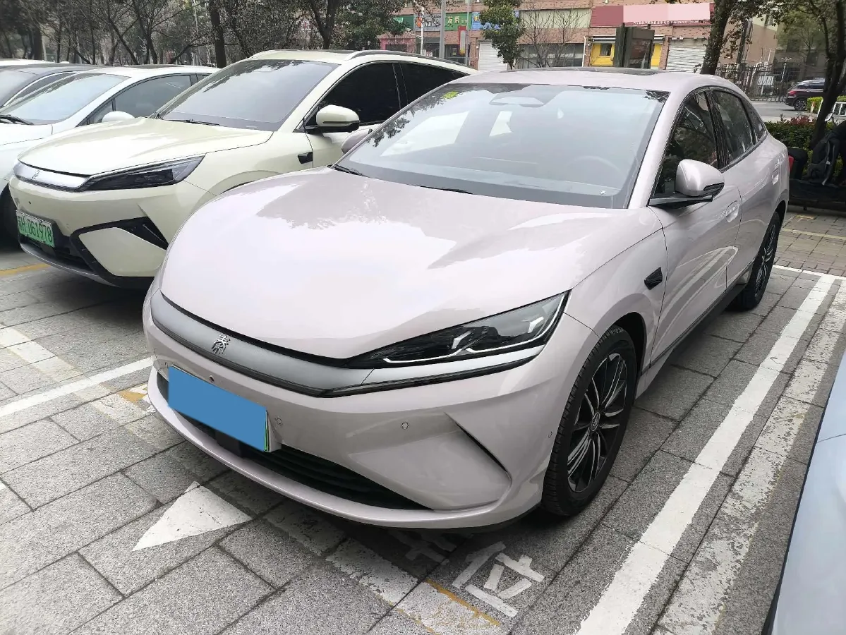 2025 BYD QinL BEV,autocango,china used car exporter,china ev exporter,chinese used car exporter,chinese used ev exporter