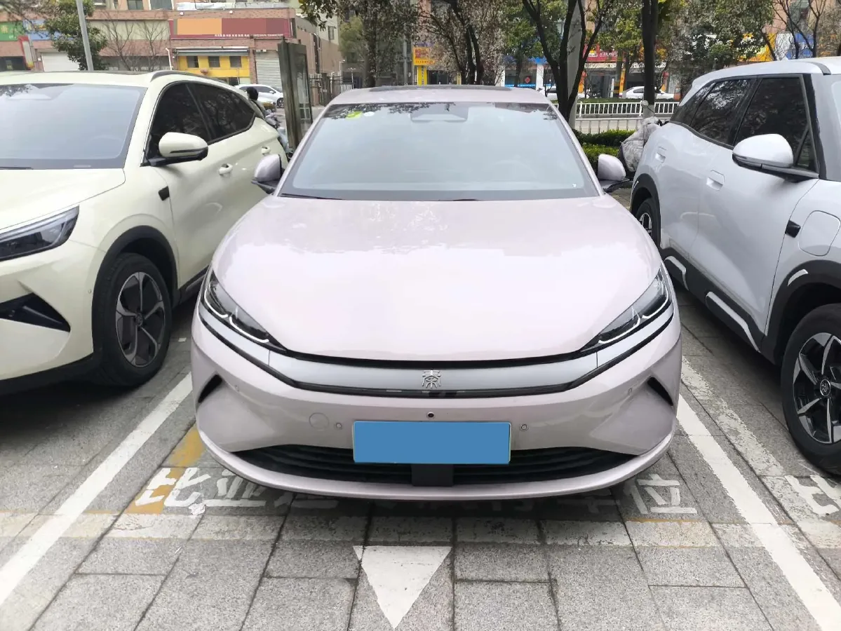 2025 BYD QinL BEV,autocango,china used car exporter,china ev exporter,chinese used car exporter,chinese used ev exporter