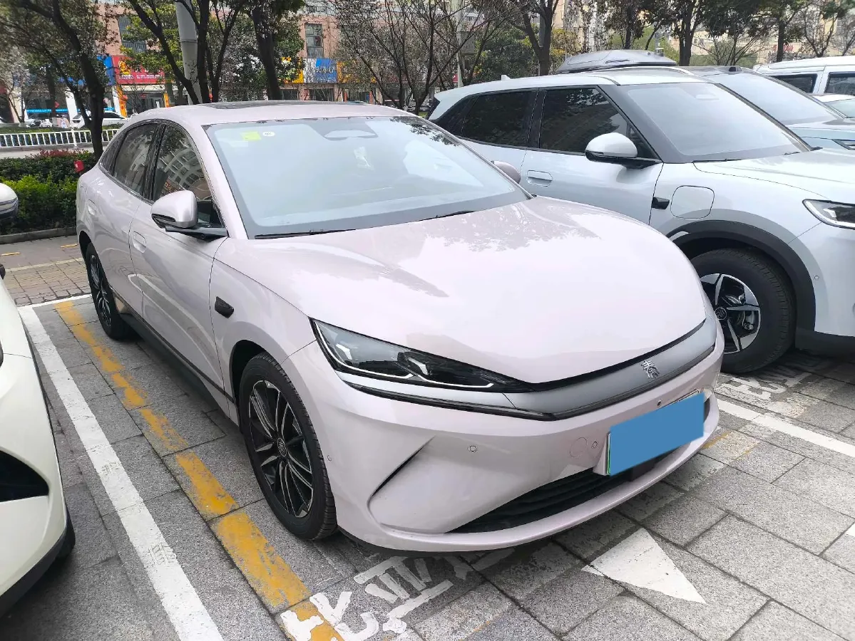 2025 BYD QinL BEV,autocango,china used car exporter,china ev exporter,chinese used car exporter,chinese used ev exporter