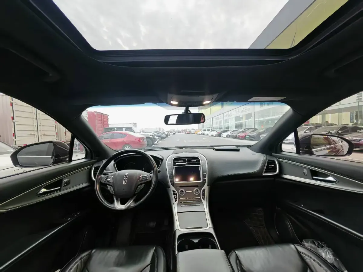 2017 Lincoln MKX 2.0T 253HP L4 6AT,autocango,china used car exporter,china ev exporter,chinese used car exporter,chinese used ev exporter